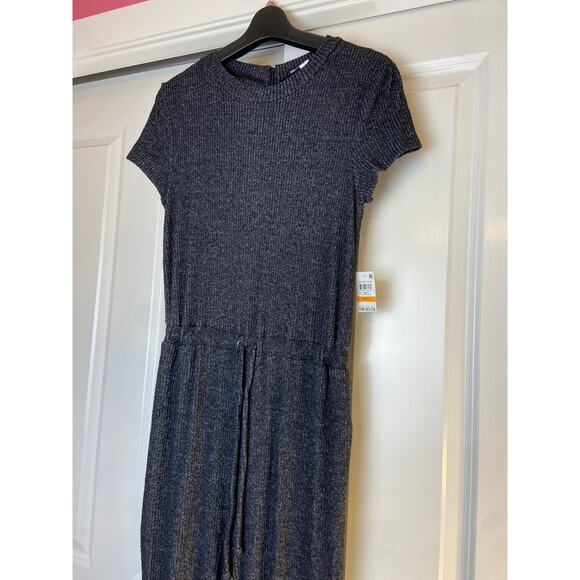 Bar 111 jumpsuit - Picture 2 of 12